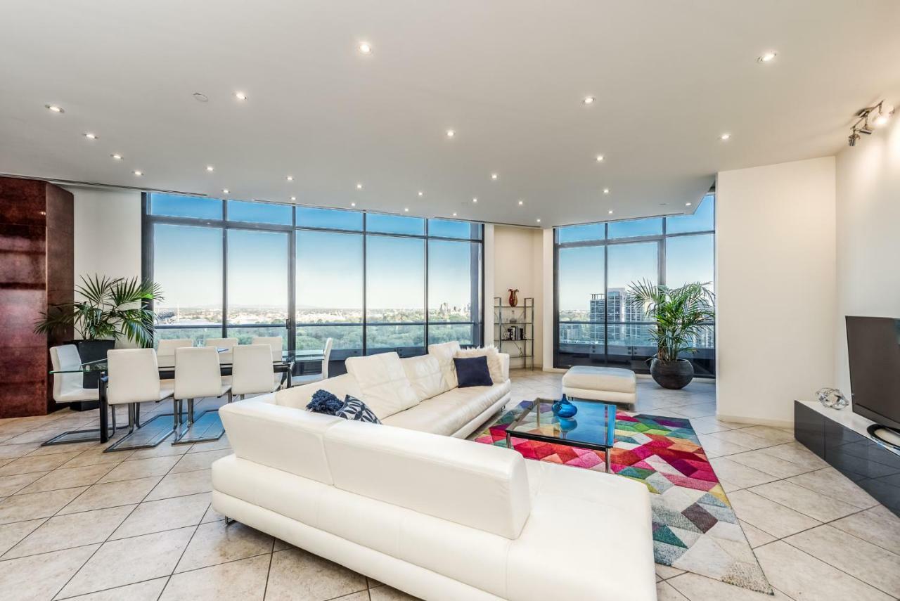 Exclusive Stays - Gallery Penthouse Melbourne Esterno foto